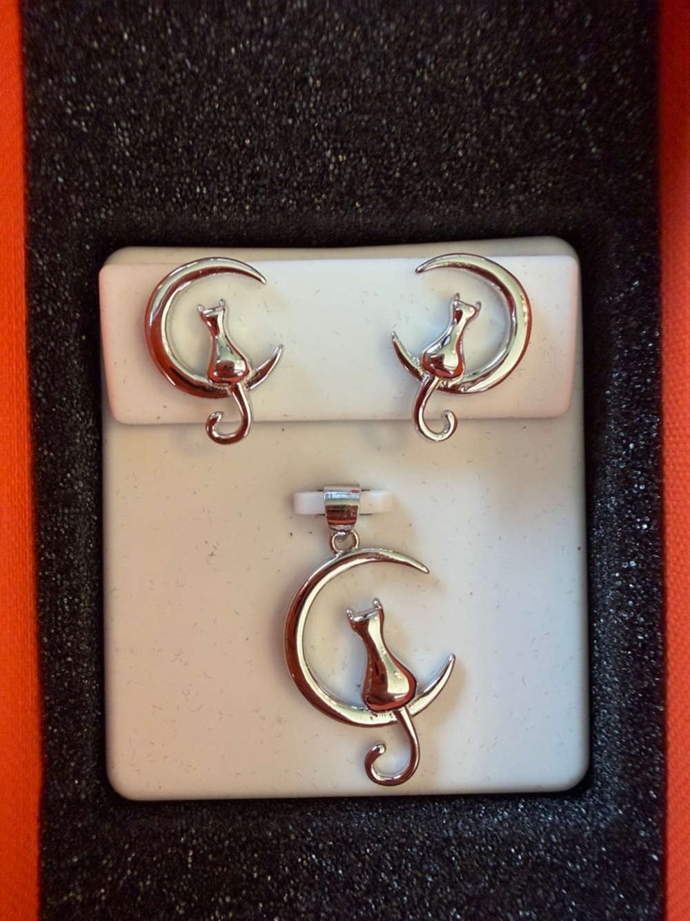 925 Sterling Silver Cat on Crescent Moon Pendant and Stud Earrings Set